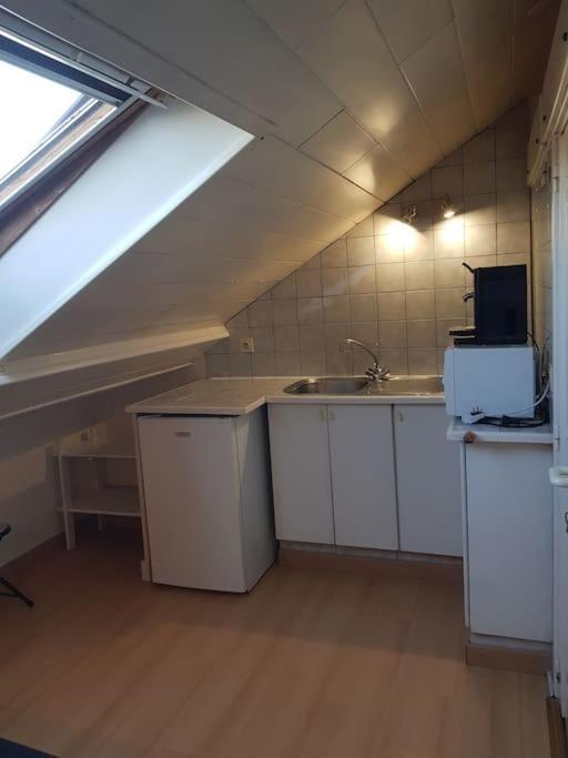 Petit Studio La Madeleine Нант Екстериор снимка